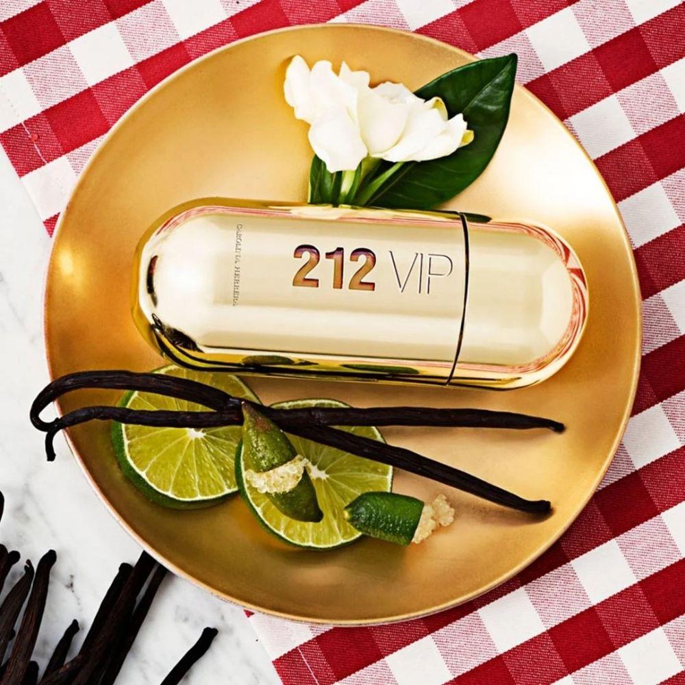 Carolina Herrera 212 Vip EDP 80 ml Kadın Parfümü