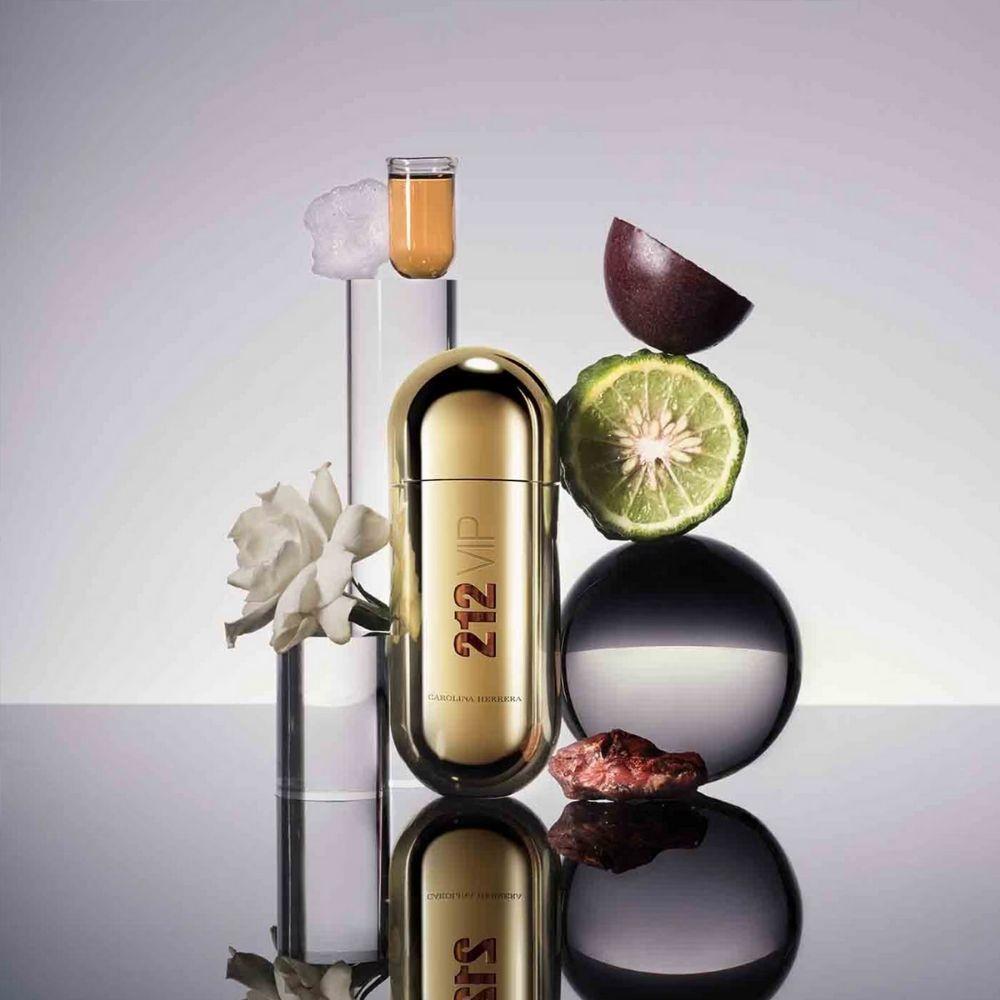Carolina Herrera 212 Vip EDP 80 ml Kadın Parfümü