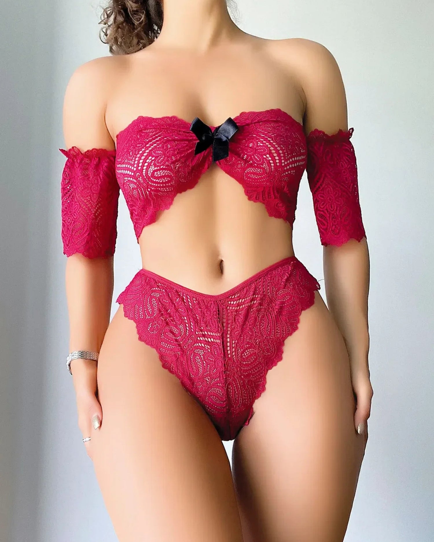 Dantel Omuz Detaylı Fantezi Sütyen Külot Takımı Bordo