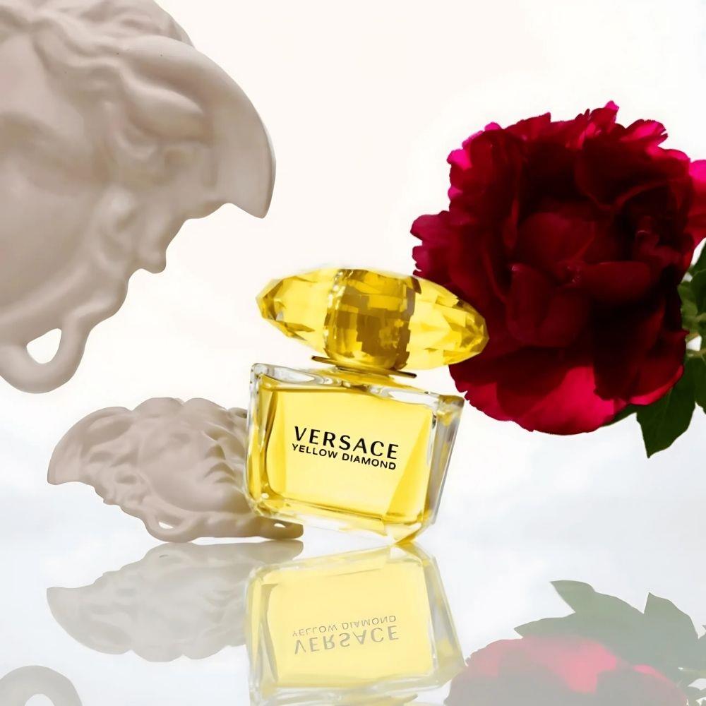 Versace Yellow Diamond EDT 30 ml Kadın Parfümü